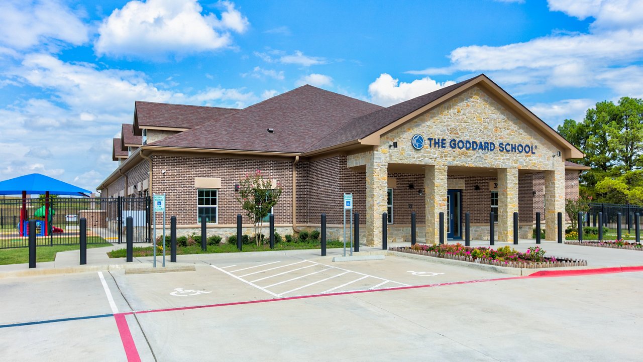 Exterior of the Goddard School in Corinth Texas