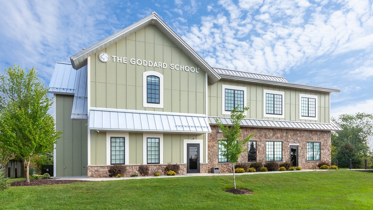 GS_PW_0943_Grand Rapids III_MI_Exterior at the Goddard School in Grand Rapids III, MI