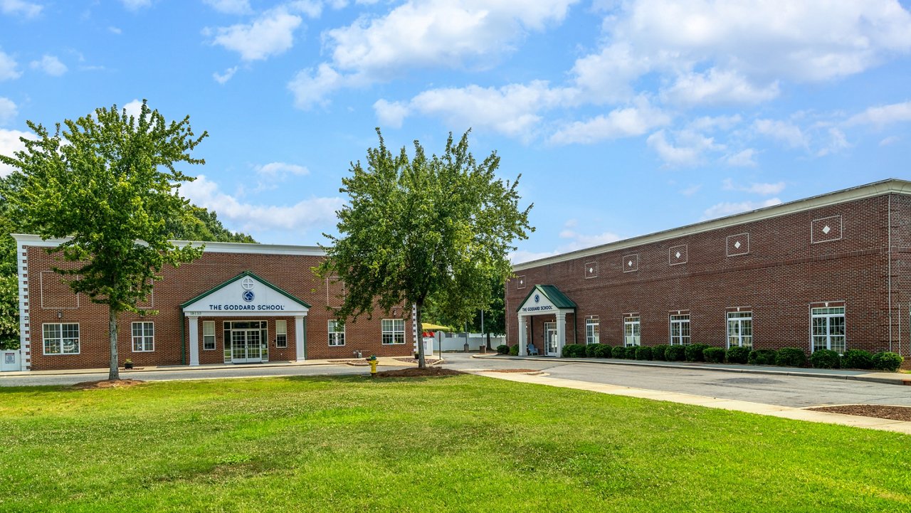 Exterior of the Goddard School in Cornelius North Carolina