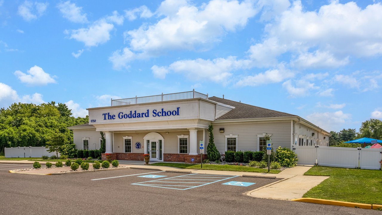 Exterior of the Goddard School in Burlington New Jersey