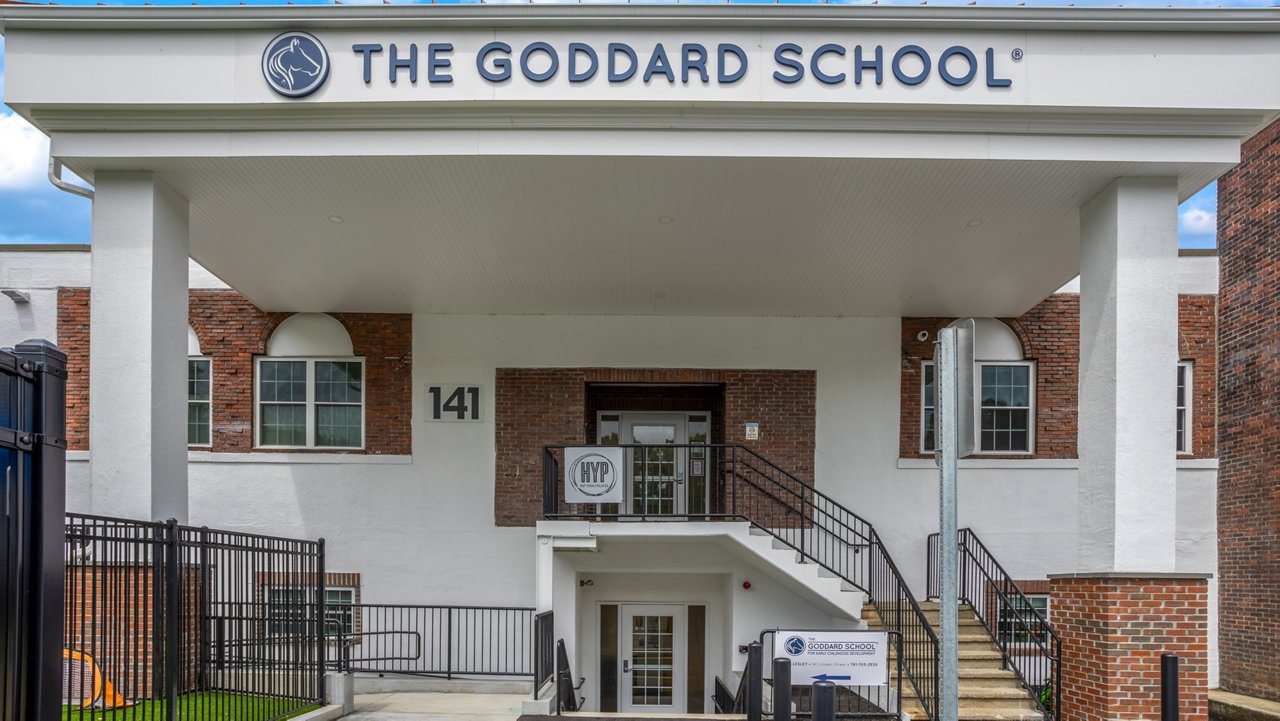 Exterior of the Goddard School in Wellesley Massachusettes