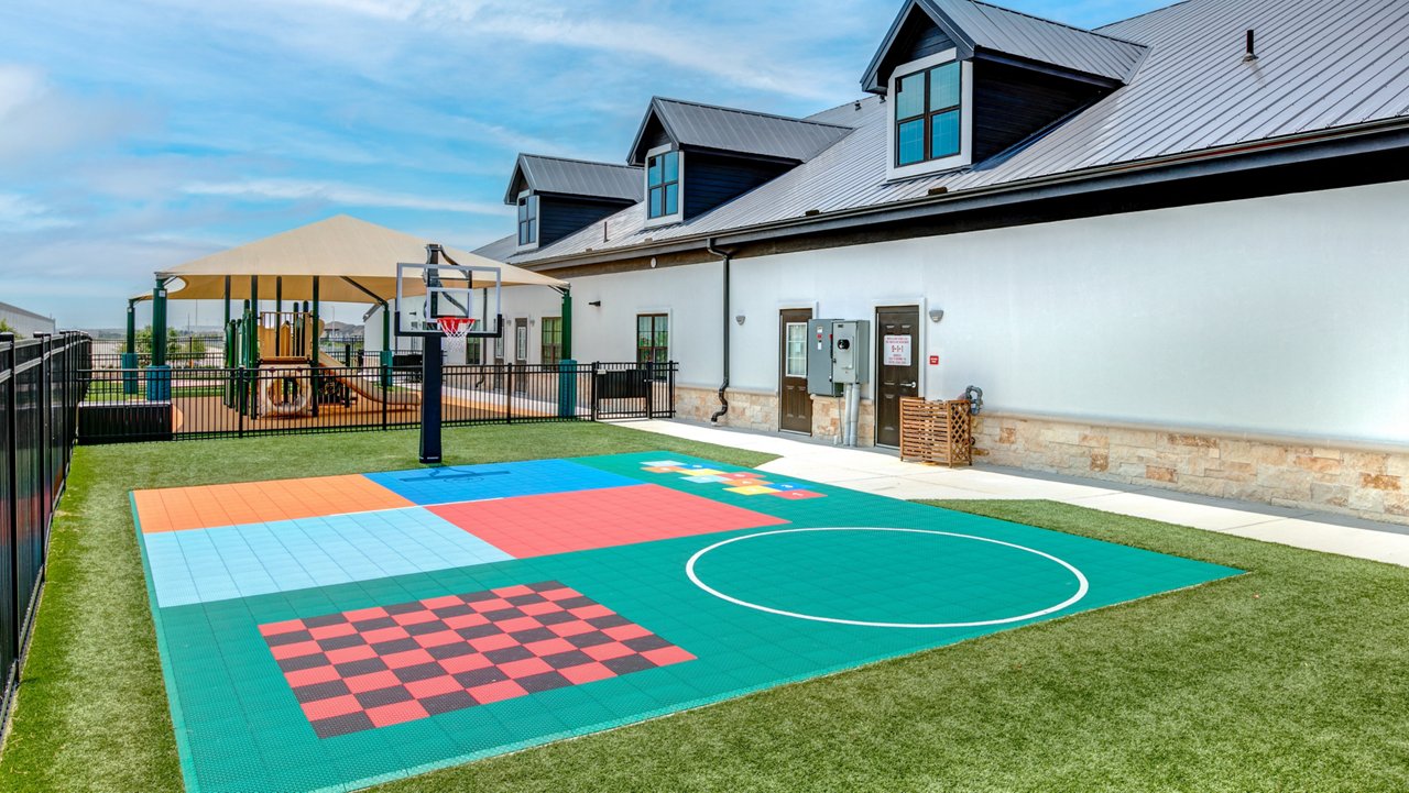 Basketball Court of the Goddard School in Justin Texas