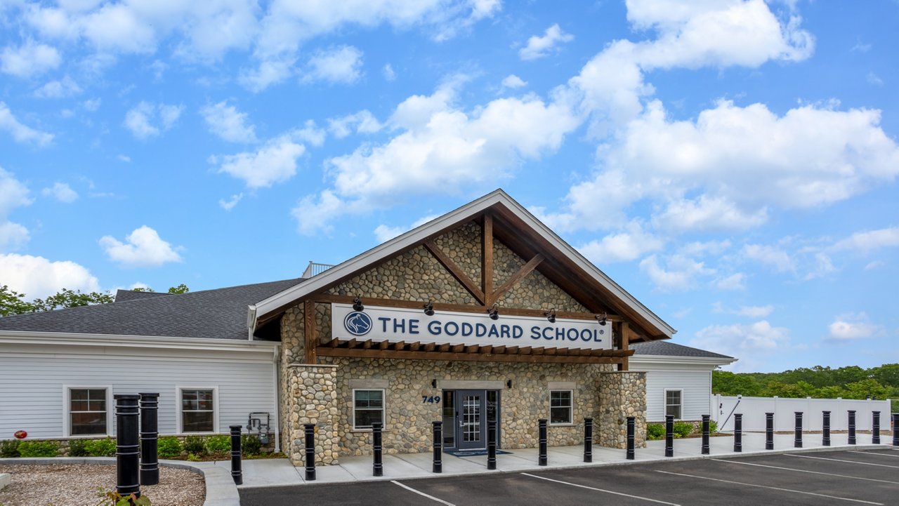 Exterior of the Goddard School in Shelton Connecticut
