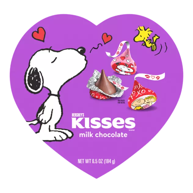 HERSHEY'S KISSES Snoopy™ & Friends Foils Milk Chocolate Candy, 6.5 oz gift box - Front of Package
