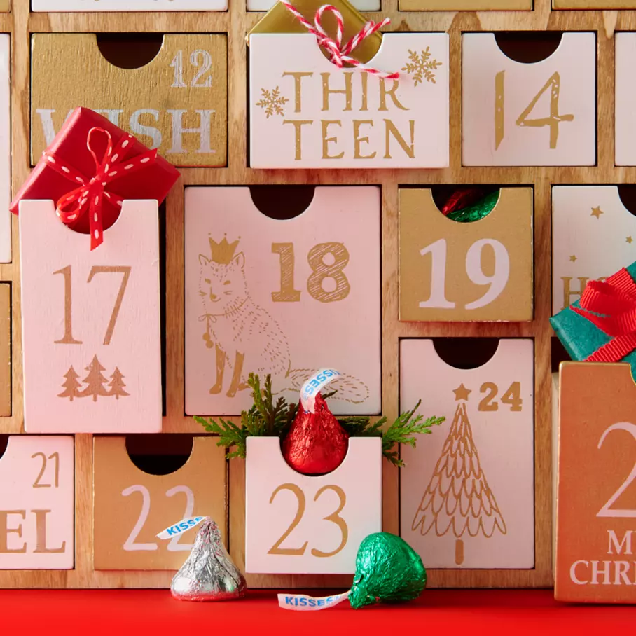 HERSHEY'S KISSES Holiday Candy inside Christmas advent calendar