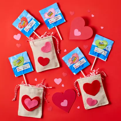 12 LARGE HEART LOLLIPOPS - Valentine Lollipops, Wedding Favors, Variety of  Colors and Flavors