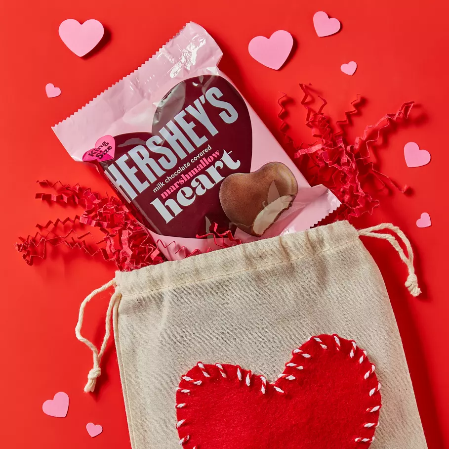 HERSHEY'S Milk Chocolate Marshmallow Heart inside festive pouch