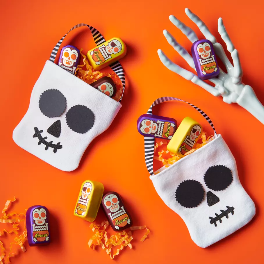 Skeleton bags filled with reeses milk chocolate peanut butter skeletons
