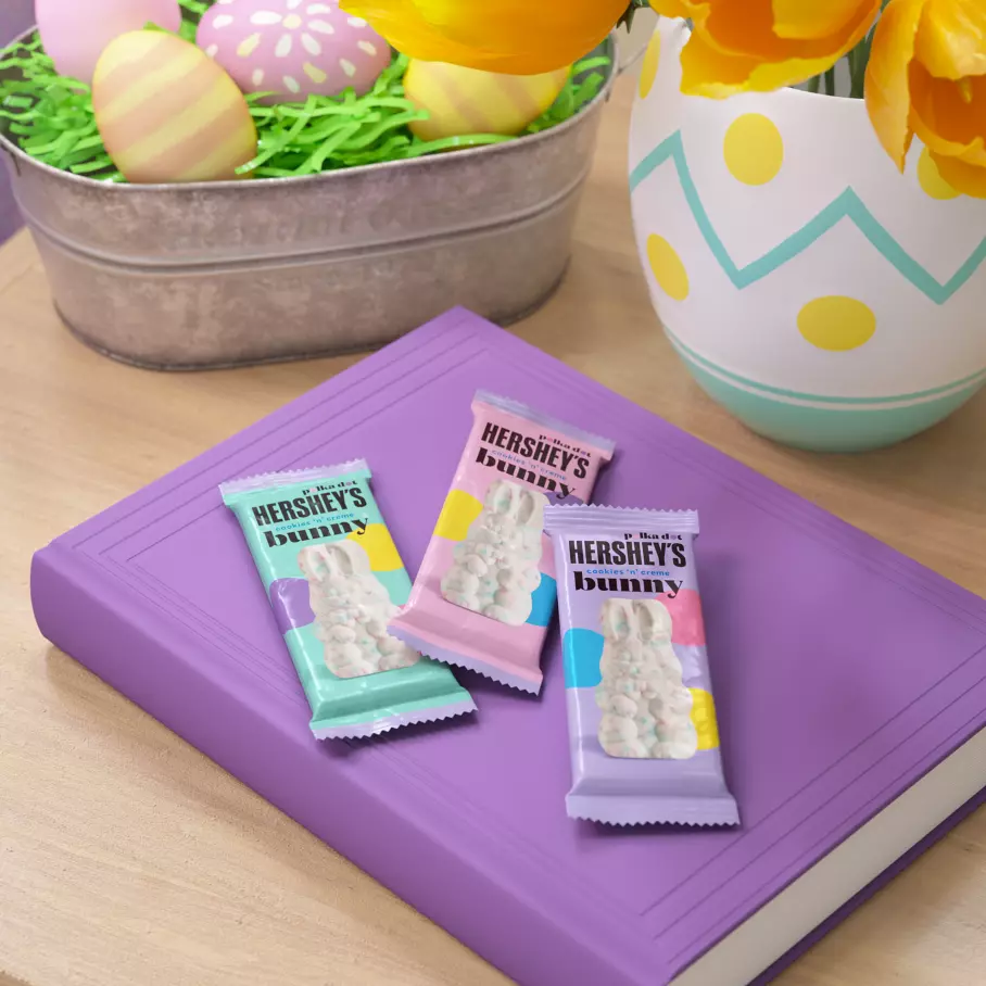 HERSHEY'S Cookies 'N' Creme Polka Dot Bunnies, 1.2 oz, 6 pack