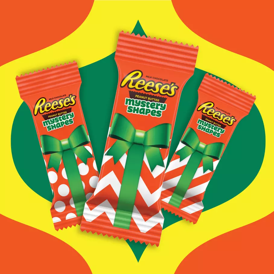 REESE'S Holiday Milk Chocolate Peanut Butter Snack Size Mystery Shapes, 9.6 oz bag - Out of Package