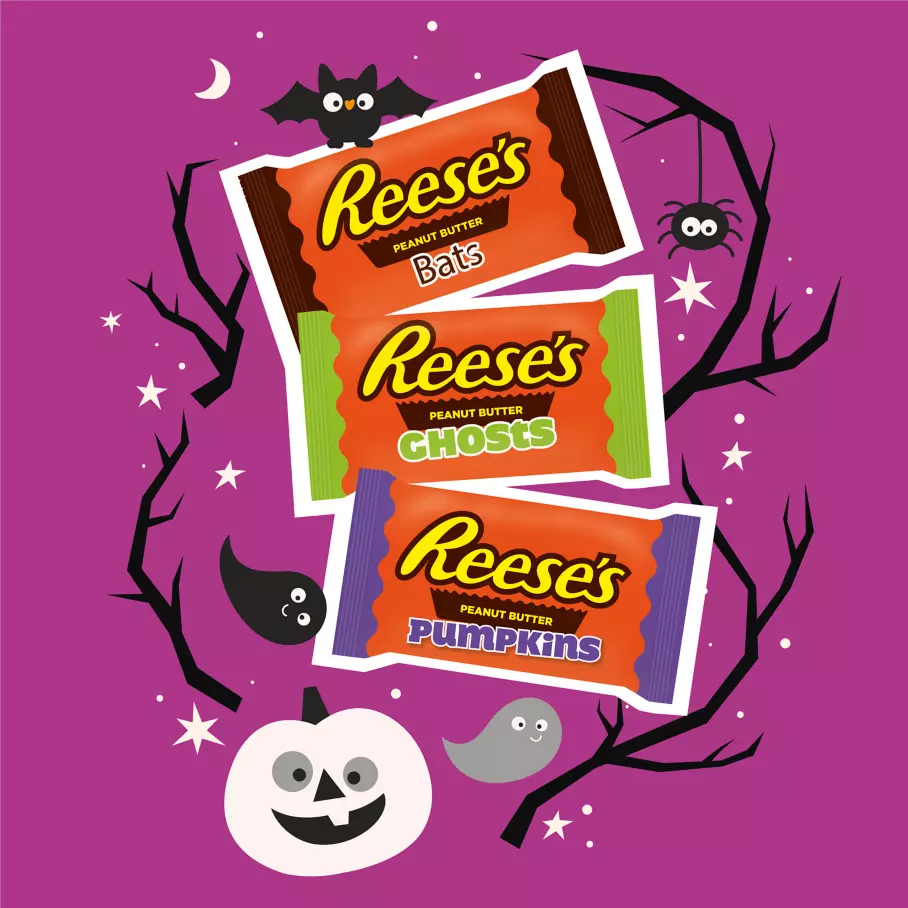 REESE'S Halloween Milk Chocolate Peanut Butter Snack Size Assorted Shapes, 67.2 oz bag, 112 pieces - Out of Package