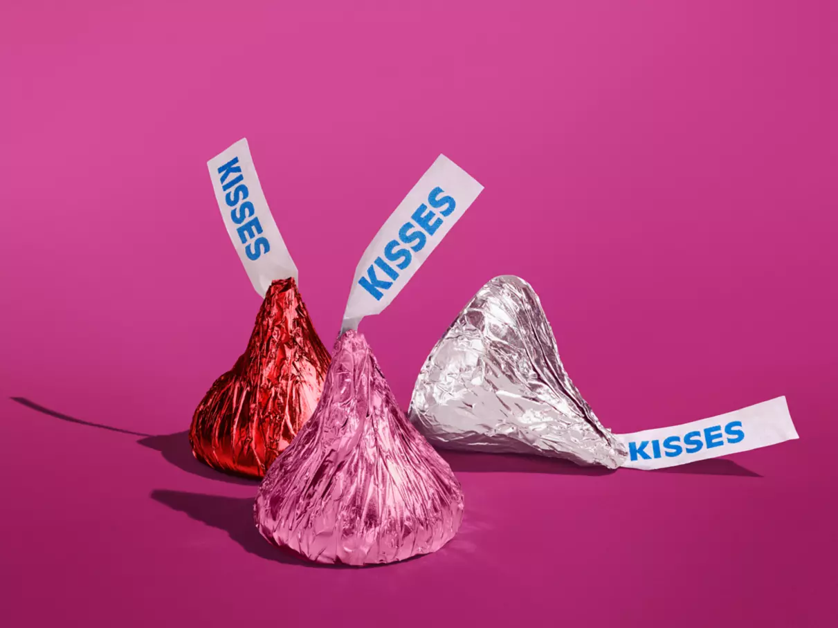 HERSHEY'S KISSES Valentine's Milk Chocolate Candy, 17 oz bag - Out of Package