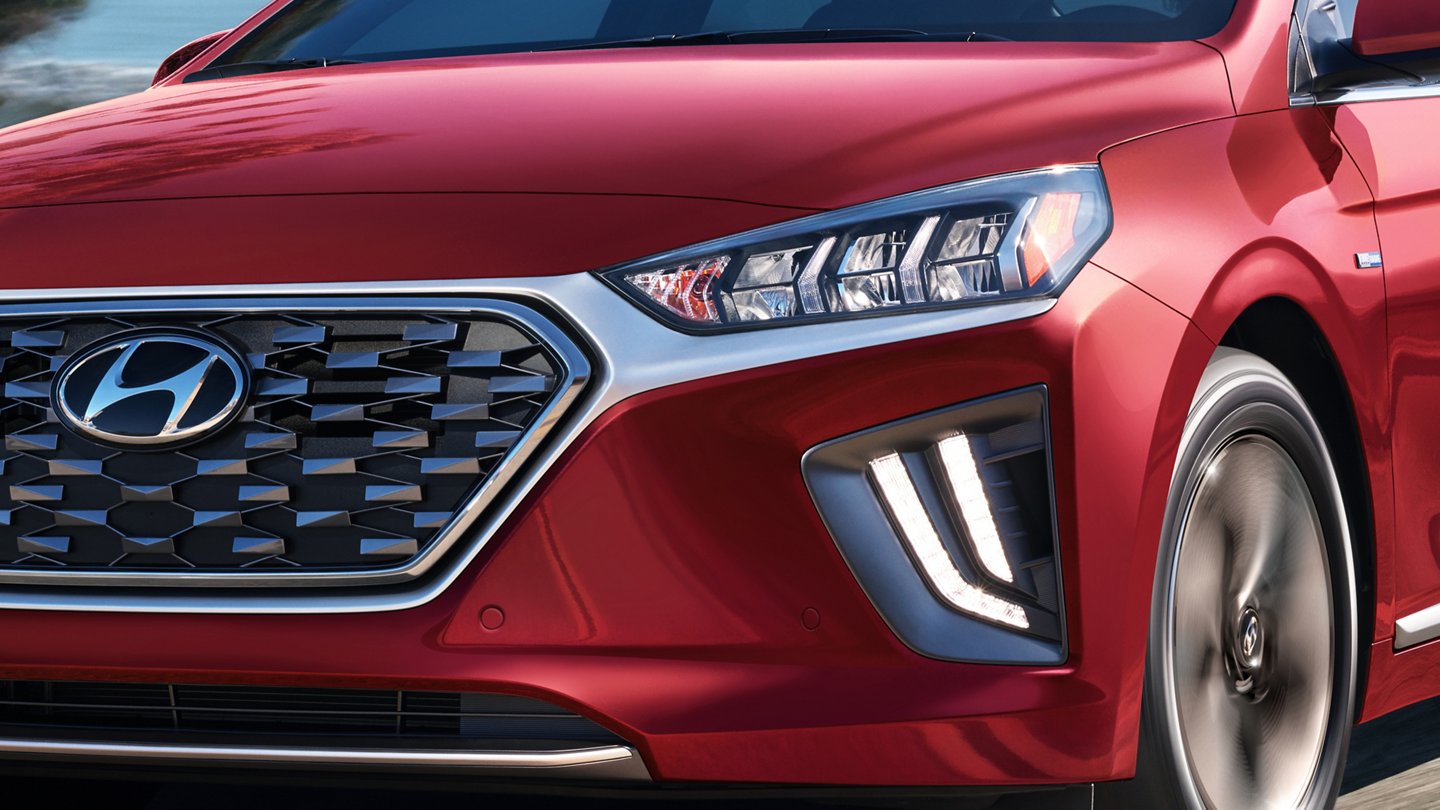 2020 Hyundai Ioniq Hybrid SE | Hyundai USA