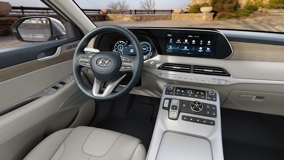 360 Interior Image of the 2022 PALISADE Limited in Navy Beige Leather