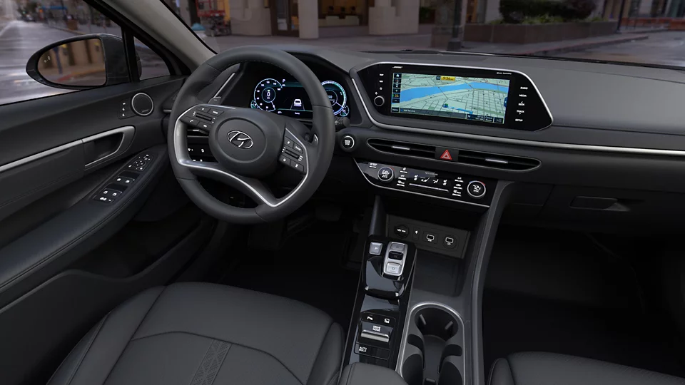 360 Interior Image of the 2022 SONATA Hybrid Limited in Black