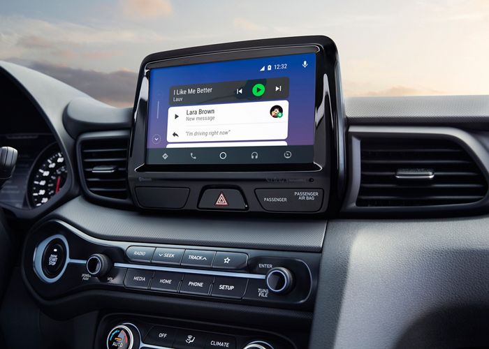 Veloster N touchscreen