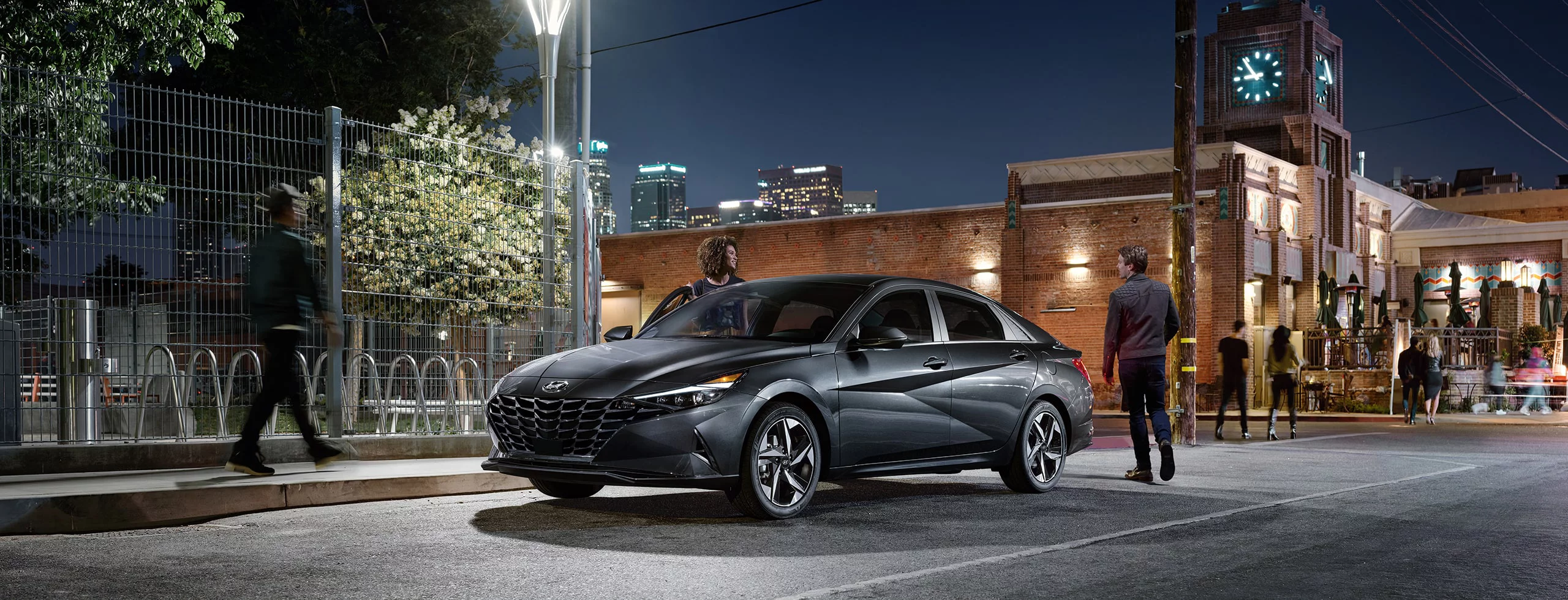 Hyundai Elantra 2023 | Auto compacto | Hyundai USA