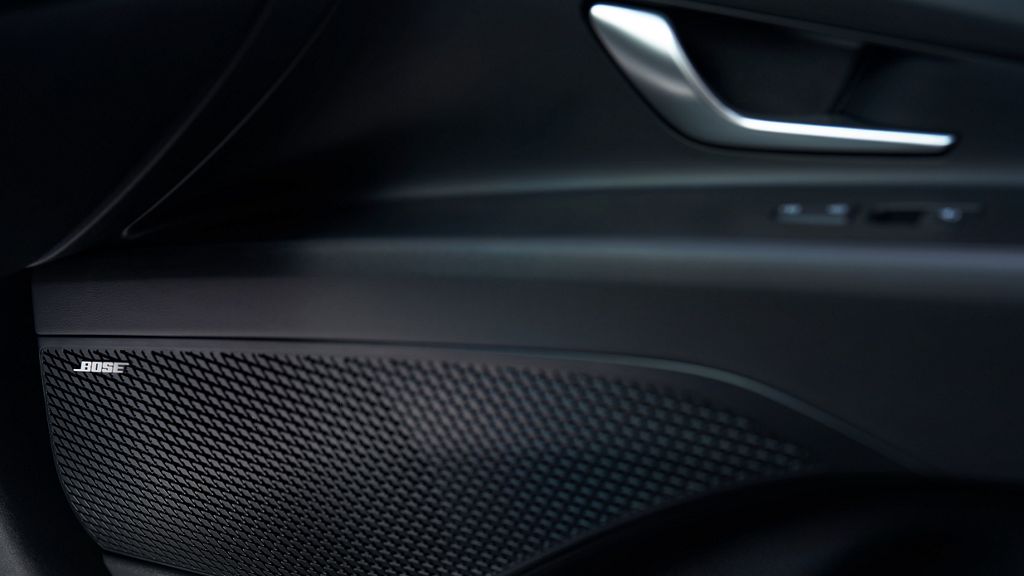 Bose Premium Audio System