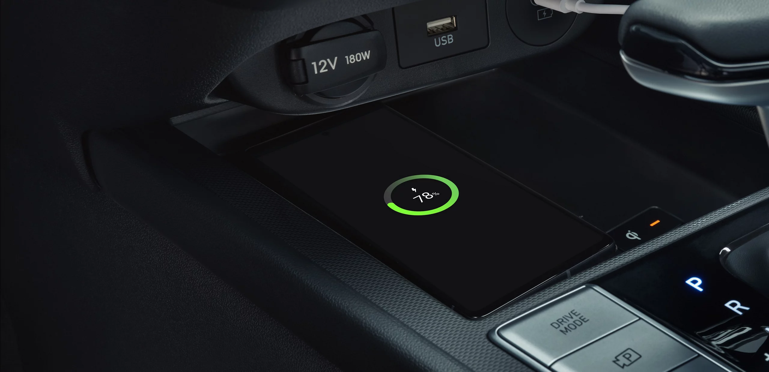 El Android Auto inalámbrico original rompe barreras con su nuevo modelo:  AAWireless 2 es compatible con Apple CarPlay