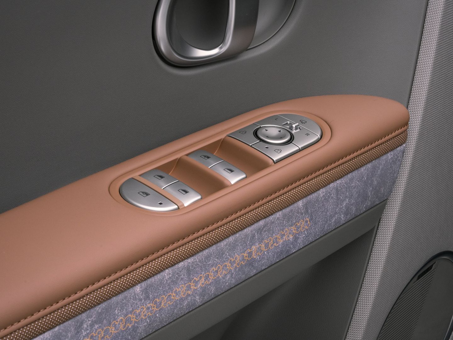 2024 IONIQ 5 D100 door panel details