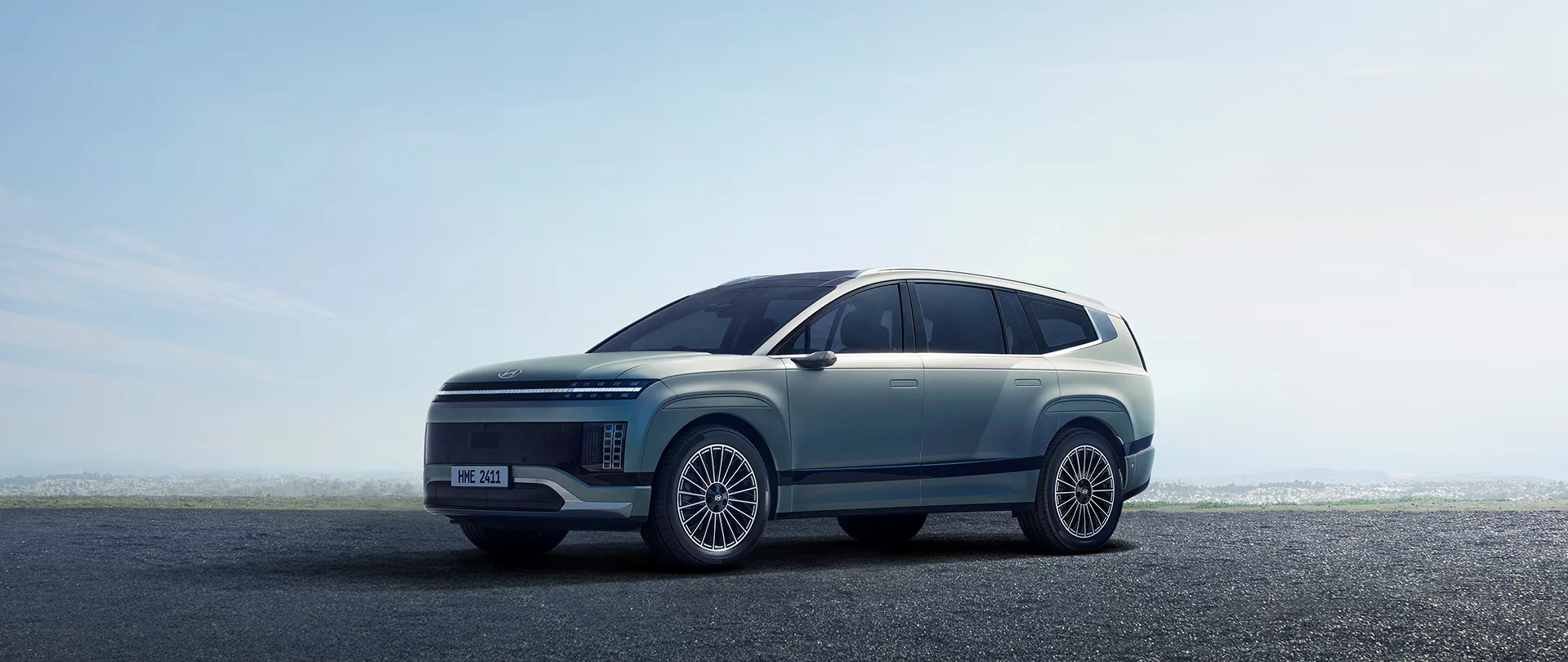 2025-ioniq-9-reveal-rlp-hero-ext-1440-19