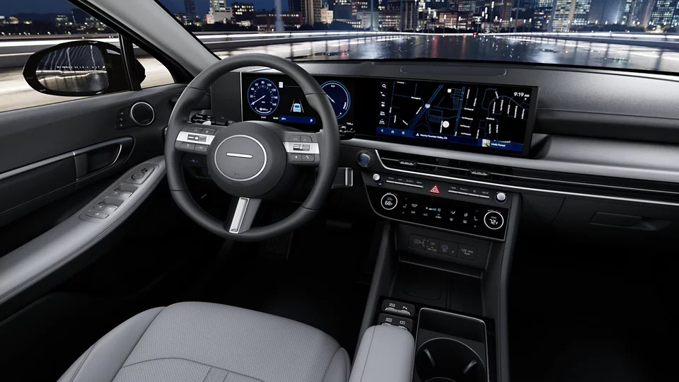 360 Interior Image of the 2025 SONATA  Limited Hybrid in Gray
