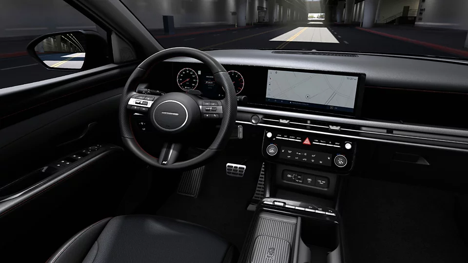 360 Interior Image of the 2025 TUCSON Hybrid N Line in Black