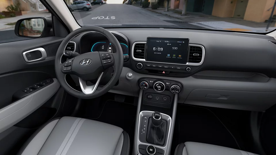 360 Interior Image of the 2025 VENUE  SEL in Gray