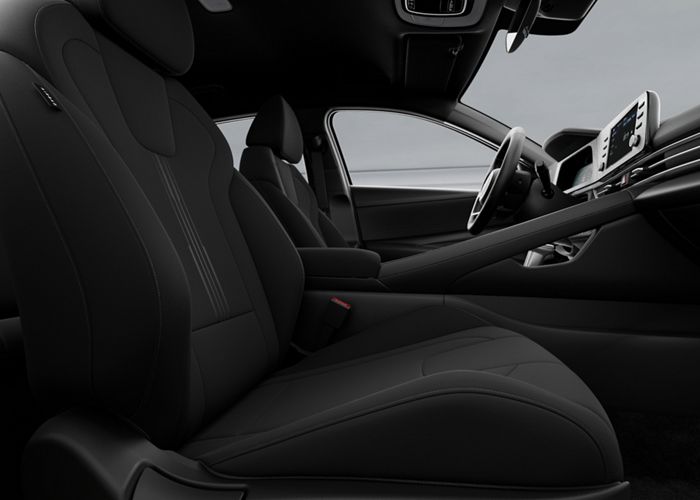 2026 Hyundai Elantra SEL Sport interior