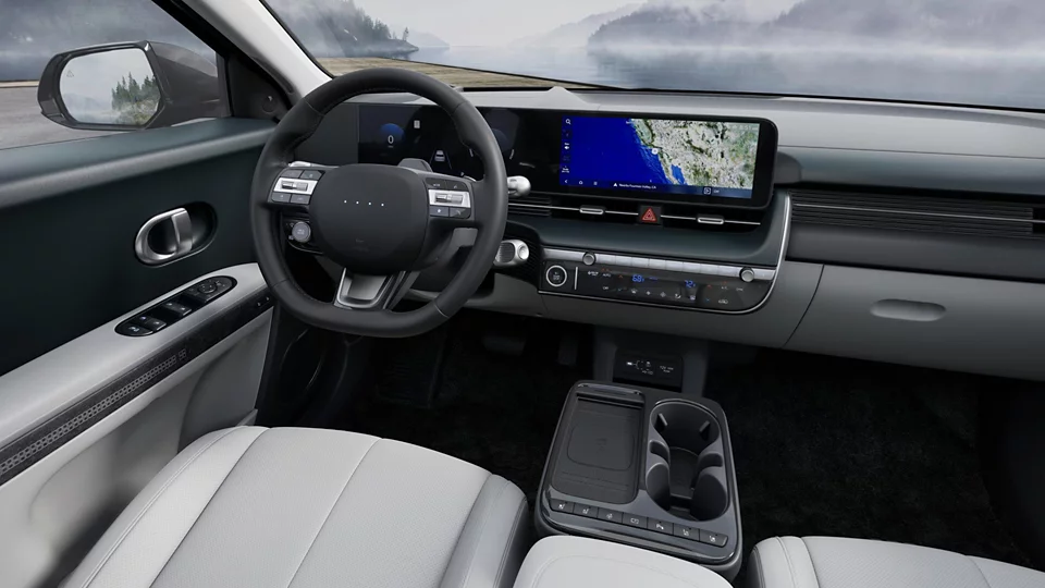 360 Interior Image of the 2026 IONIQ 5 Limited in Dark Green
