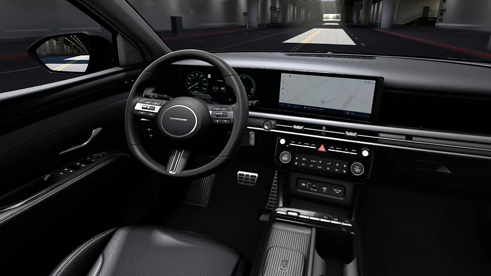 360 Interior Image of the 2026 TUCSON Hybrid Night in Black