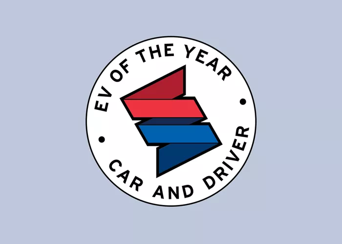 car and driver logo