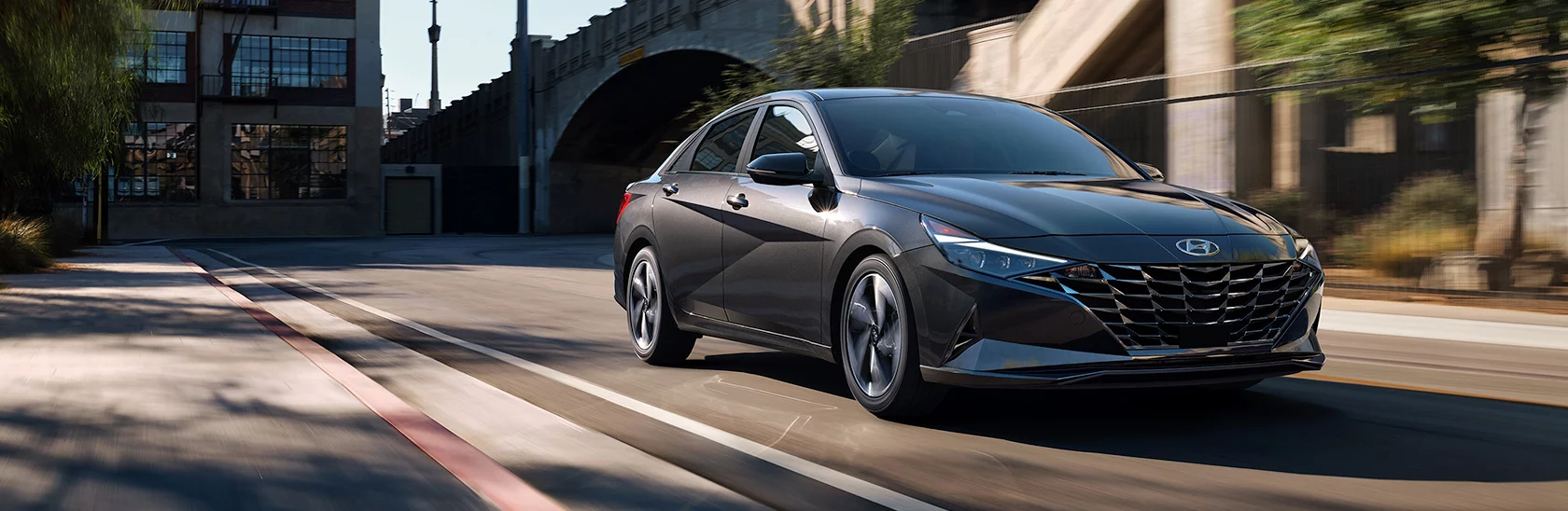 5 Reasons the Hyundai Elantra is the Best Car for Teens