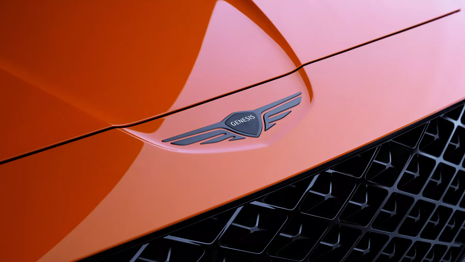 Close-up of the GV80 Coupe Concept’s Genesis emblem.