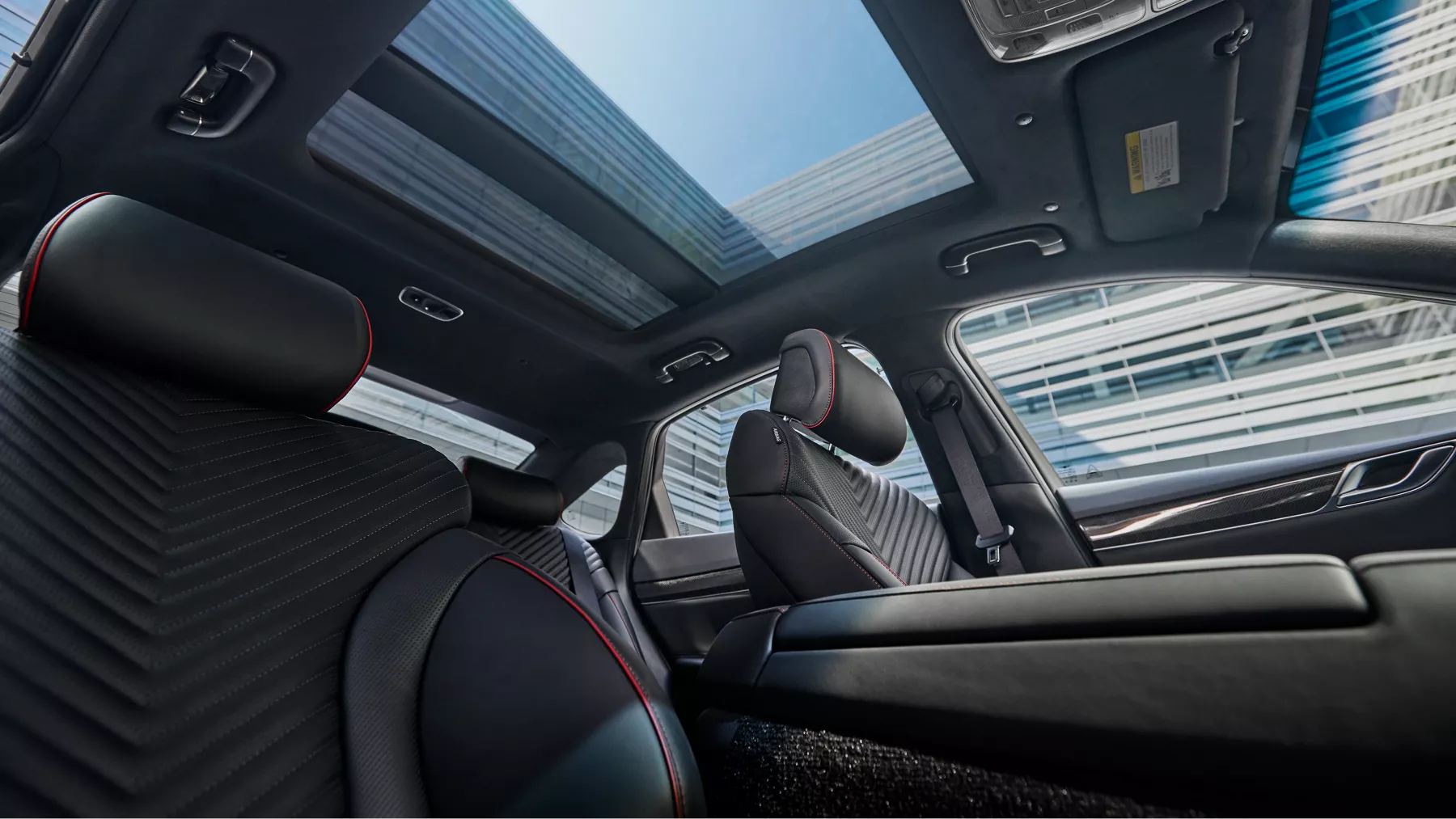 G80 front cabin with sunroof.