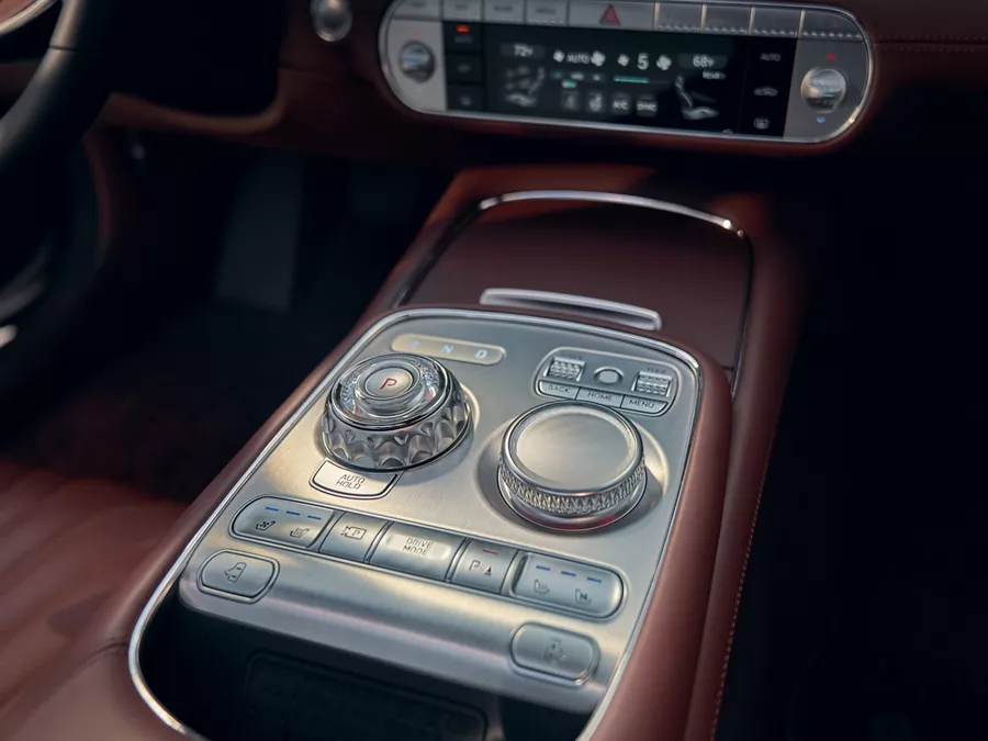 G90 center console.