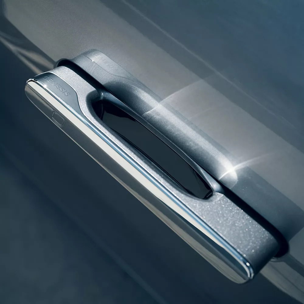 G90 exterior door handle.