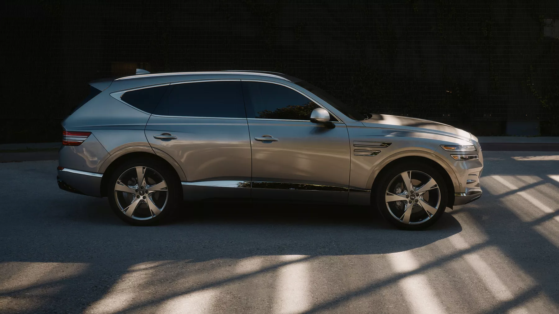 Side profile of parked G80. 