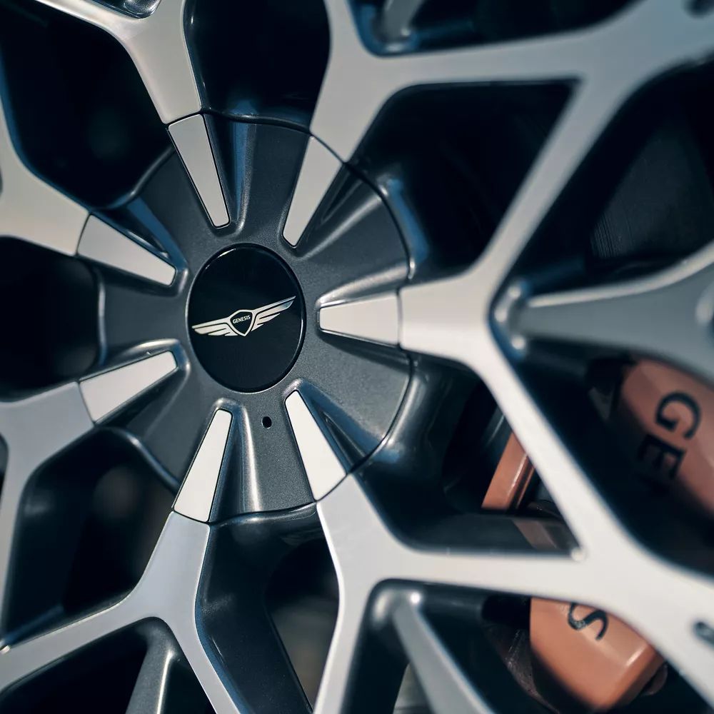 Close-up of wheel detail on 2026 Genesis G90