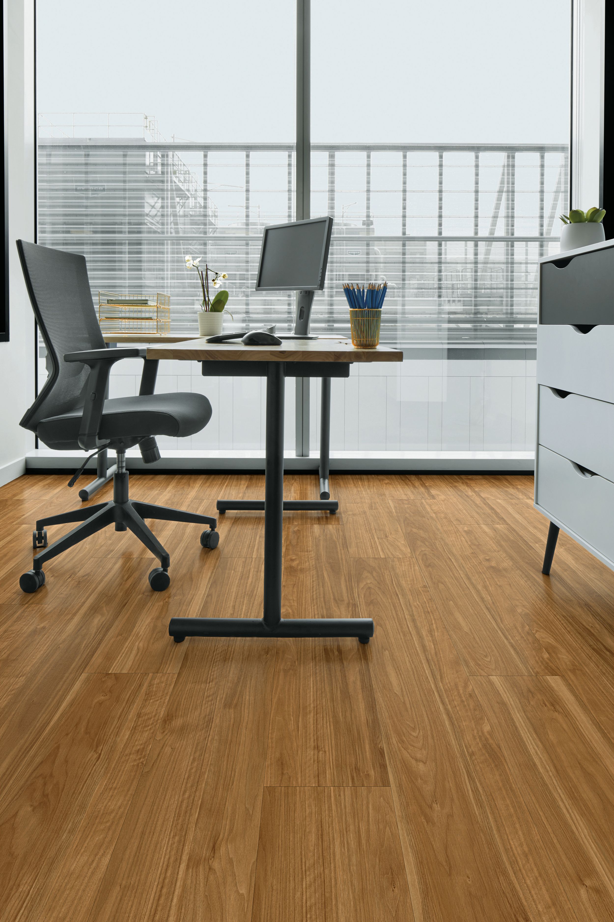 Interface Even Path Woodgrains rigid core in an office  image number 10