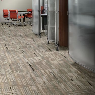 Interface Remade carpet tile in open hallway with seating area in background imagen número 1