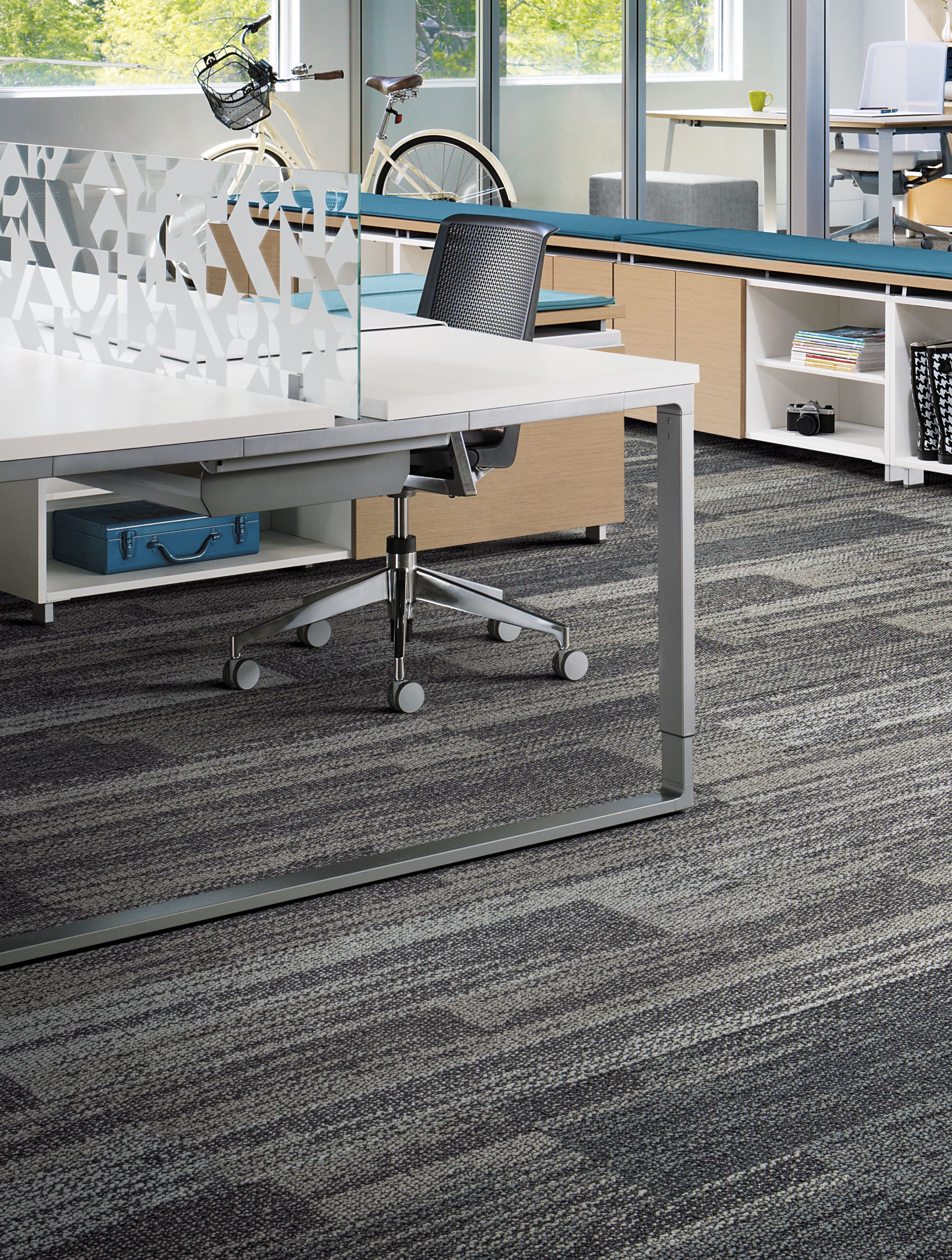 Interface AE311 plank carpet tile in open office image number 7