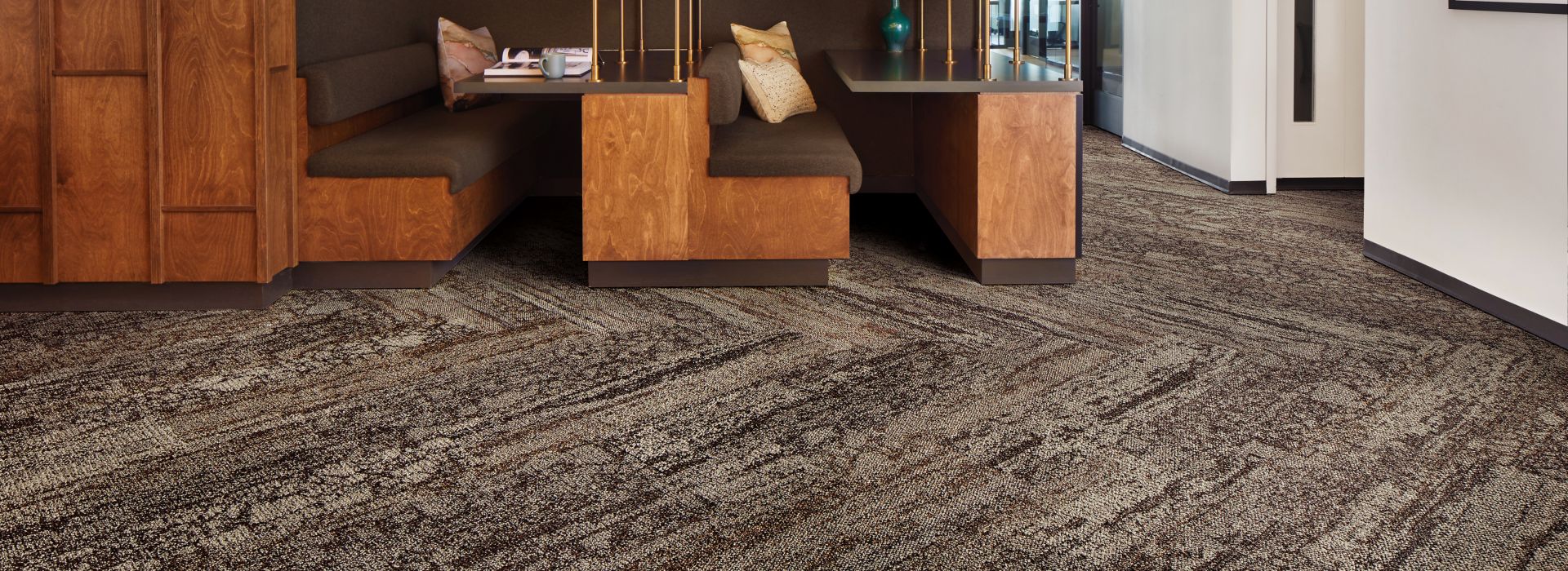 Interface Eben plank carpet tile in a flexible work space