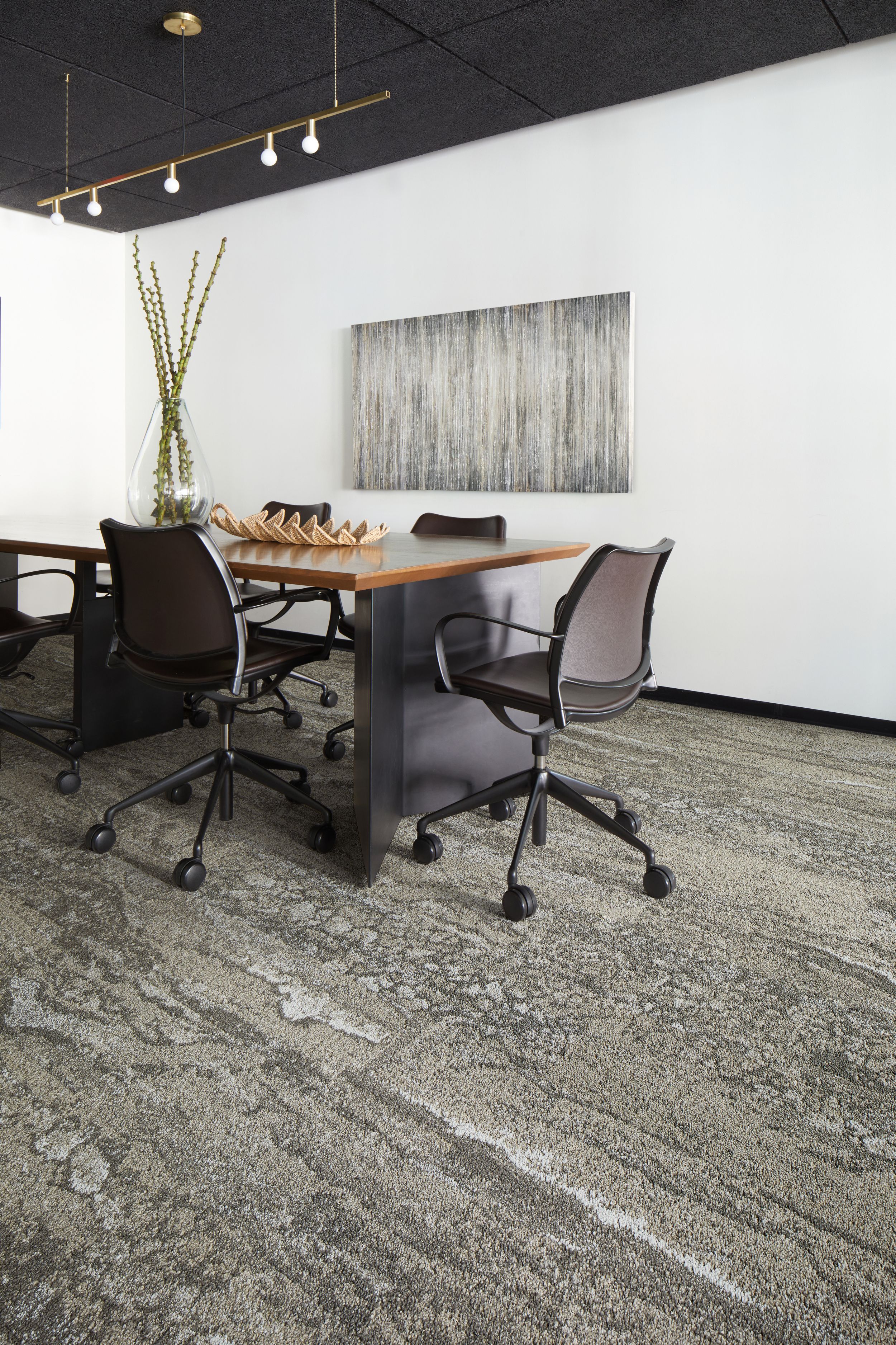 Mohawk Home & Office Convention Center Influential Textured Carpet Sample (Interior)