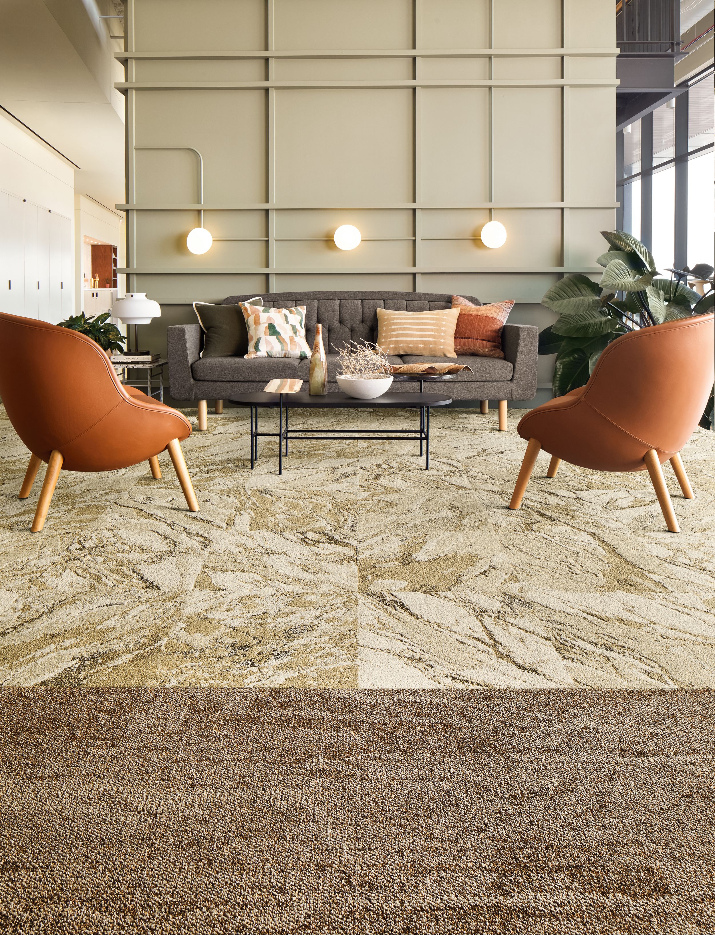 Interface Mesa carpet tile and FLOR Zera in a casual seating area imagen número 2
