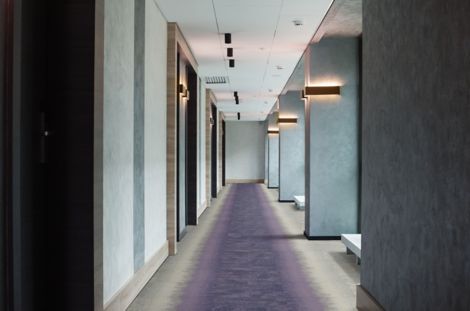 Interface CE100 and CE200 carpet tile in workplace corridor image number 4