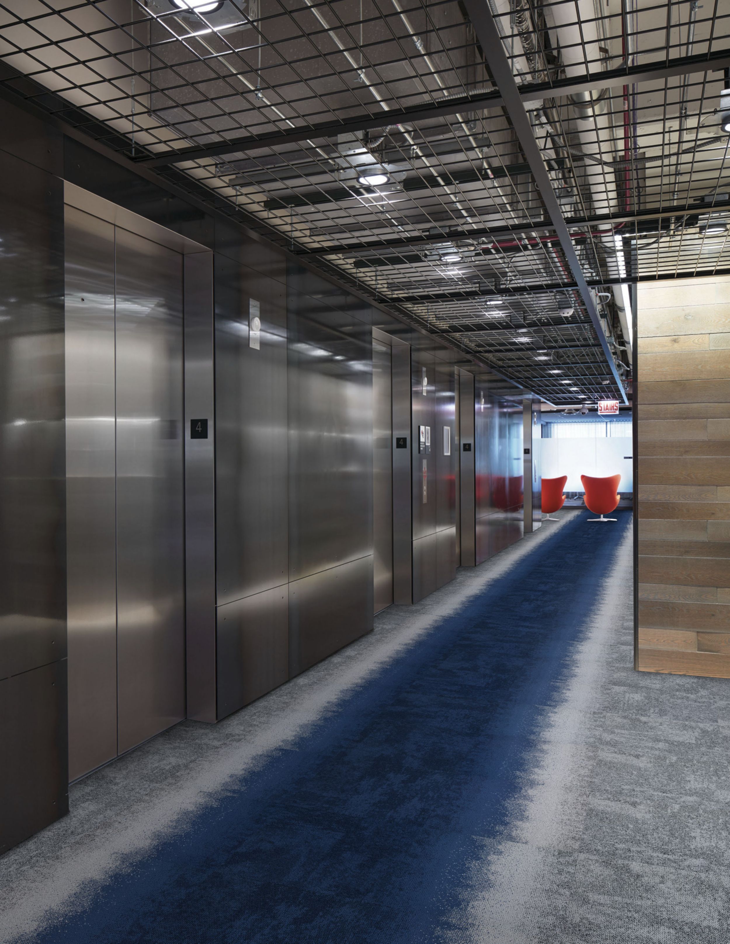 Interface CE100 and CE200 carpet tile in workplace corridor/elevator bank image number 5
