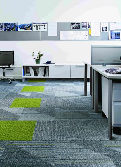 Interface CT101, Viva Colores and Detours carpet tile in open offiice imagen número 3