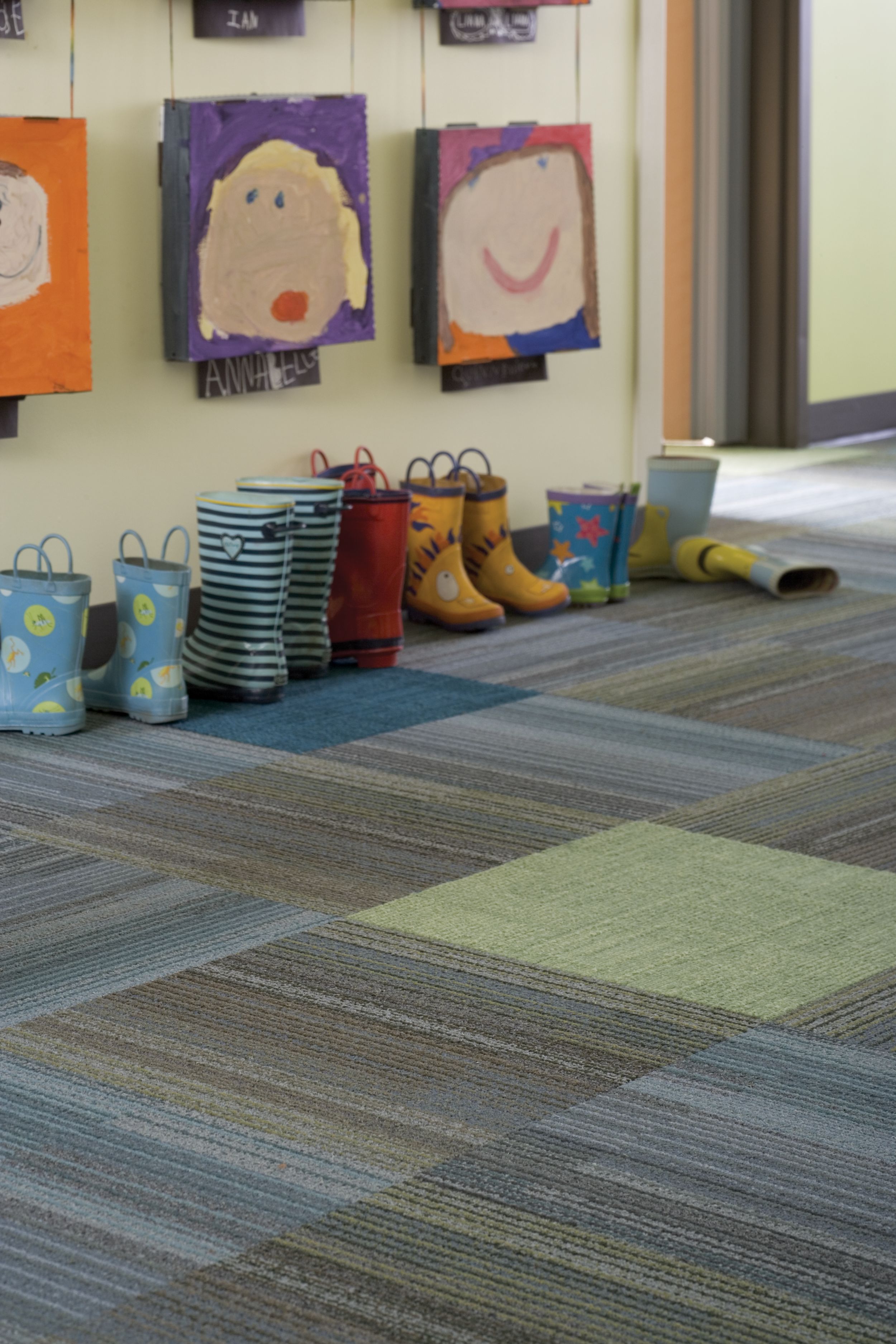 Interface Chenille Warp and Syncopation carpet tile in K-12 corridor image number 9