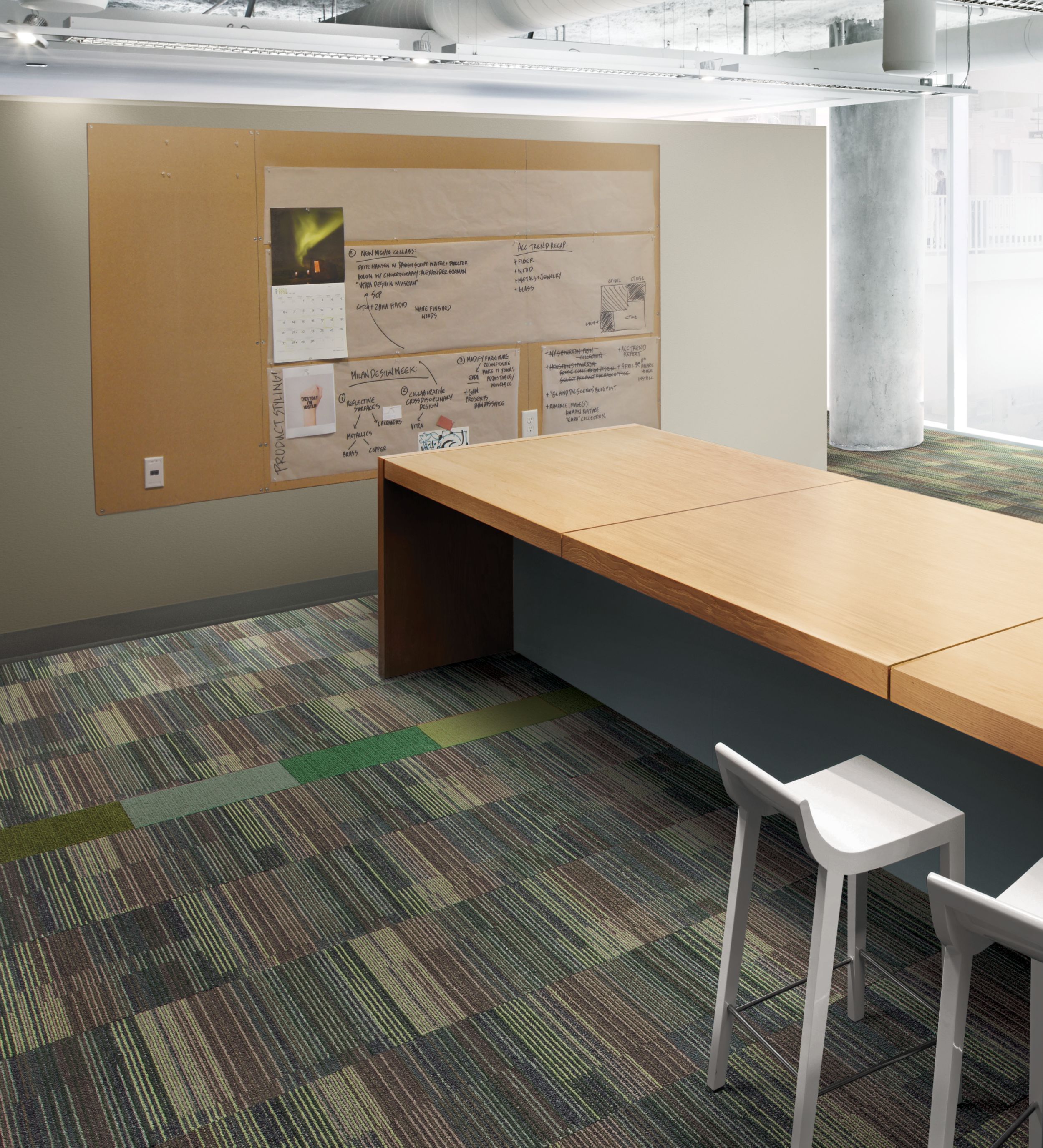 Interface Chenille Warp and Viva Colores carpet tile in meeting room image number 10